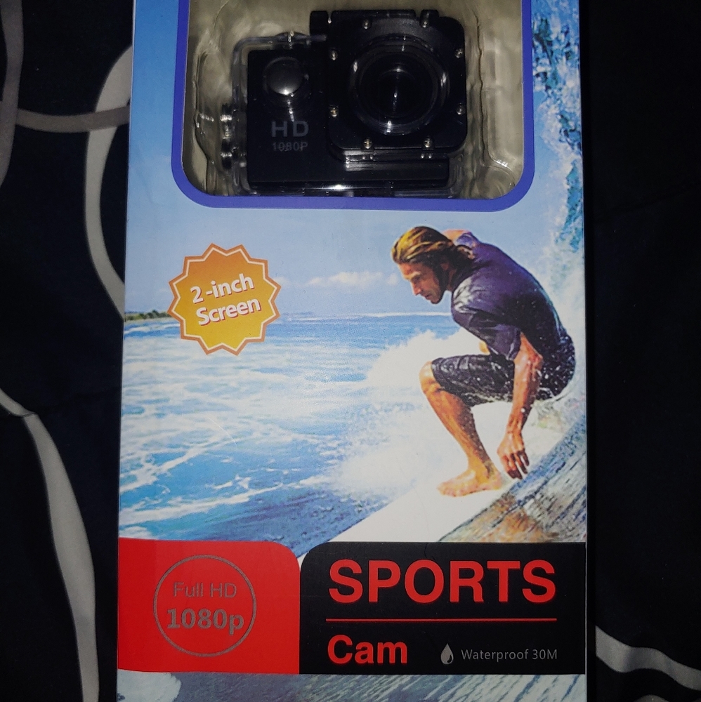 EM5000 Action Camera - Picture 2 of 8